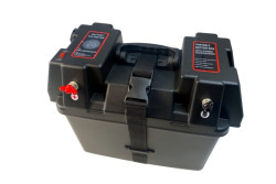 Akumulátorový ochranný box do člna max 100Ah Akumulátorový ochranný box do člna max 100Ah